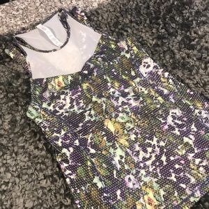 Lululemon athletic top with built in bra sz 6 GUC